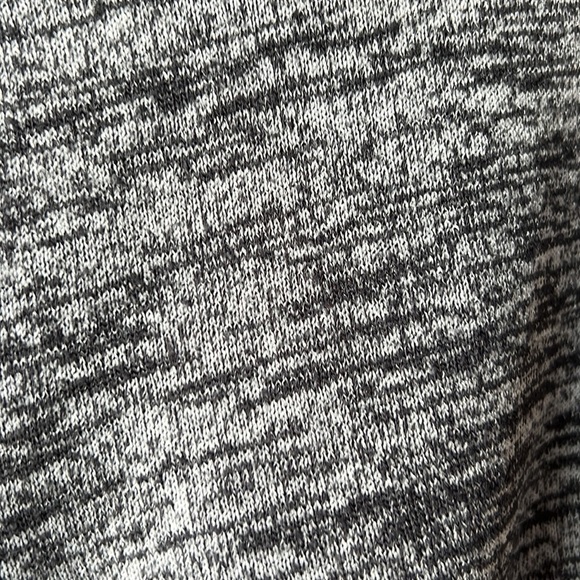 WILFRED FREE Heathered Grey Long Sleeve Back Cut Out Top Size Medium - Picture 7 of 9